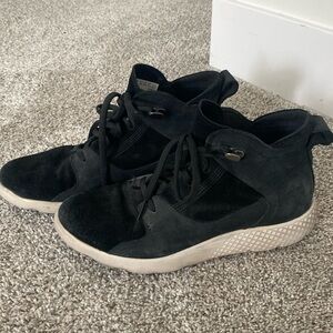 Timberland genuine leather high top sneakers